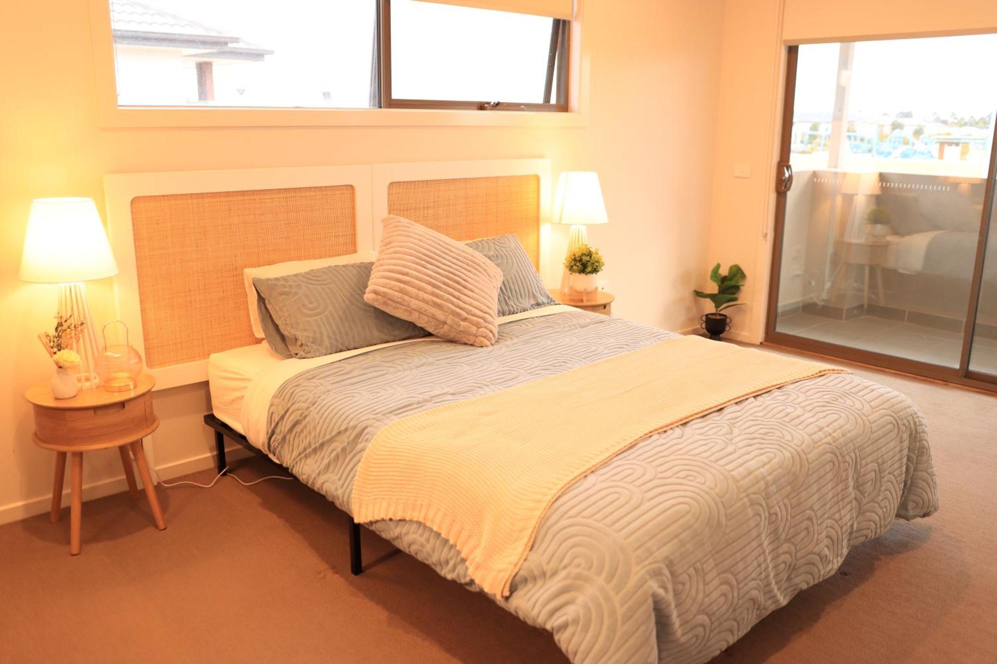 Melbourne Holiday House For 15 Peoples In Sanctuary Lake Point Cook Ngoại thất bức ảnh
